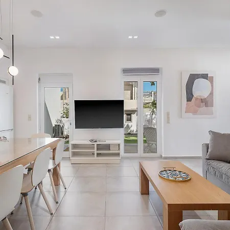 Amelia Luxury Living Mantaka 하니아