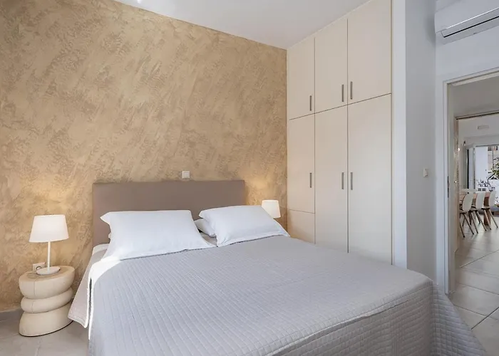 Amelia Luxury Living Mantaka 하니아