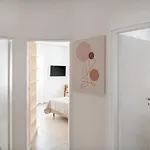 Amelia Luxury Living Mantaka