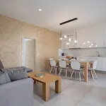 Amelia Luxury Living Mantaka Appartamento